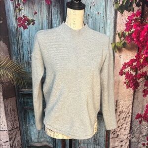 Banana Republic grey sweater, size small, good condition